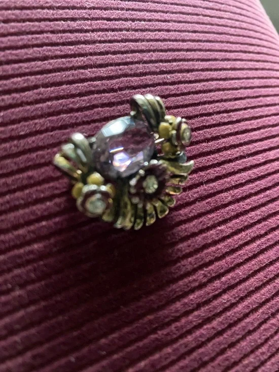 Vintage. Purple Floral Statement brooch- Women Jewelry - Picture 3 of 5